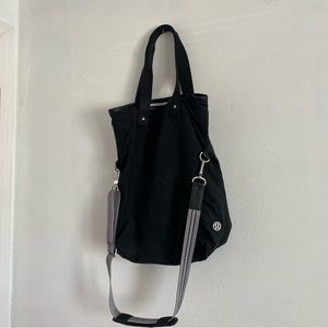 Lululemon black bag